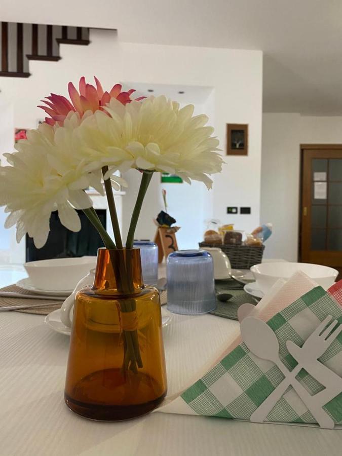 Il Caravaggio Guest House Грасобио Екстериор снимка