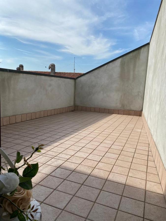 Il Caravaggio Guest House Грасобио Екстериор снимка