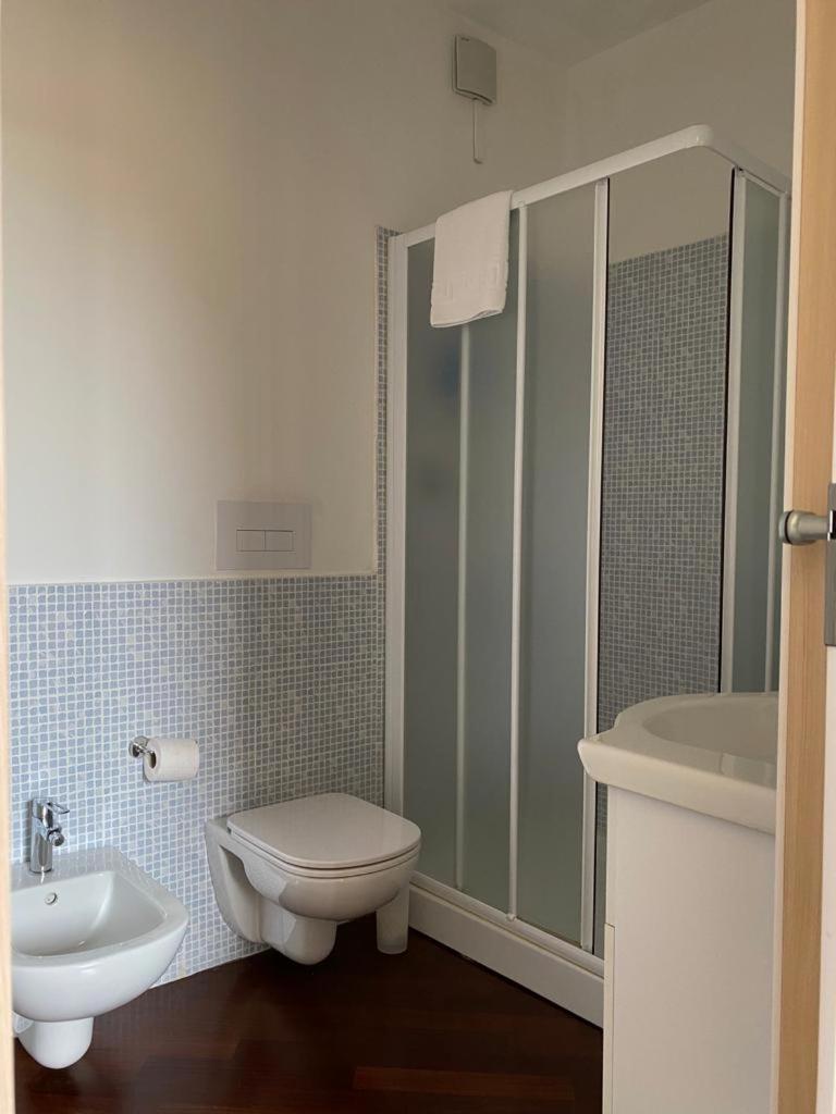Il Caravaggio Guest House Грасобио Екстериор снимка